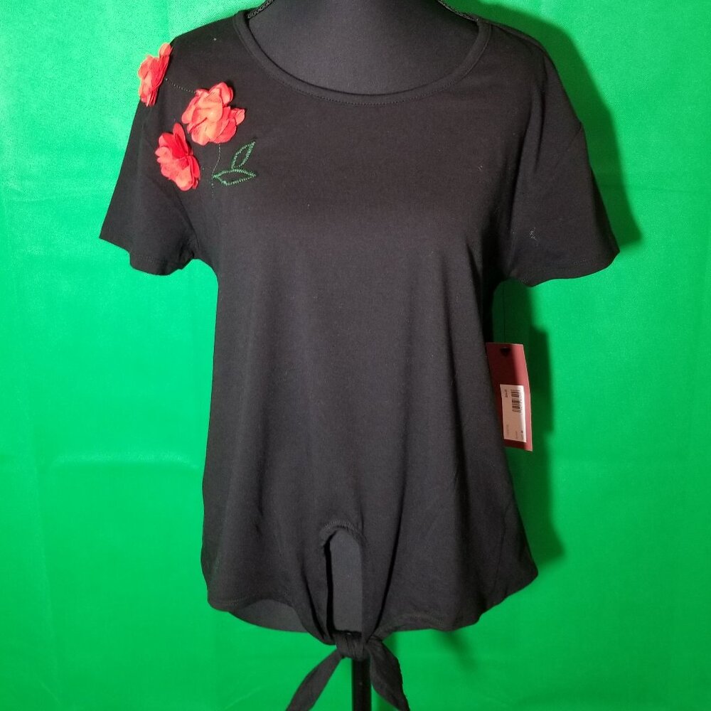 Love Scarlett Black Red Floral Beaded Embroidered Short Sleeve‎ Knot Front NWT